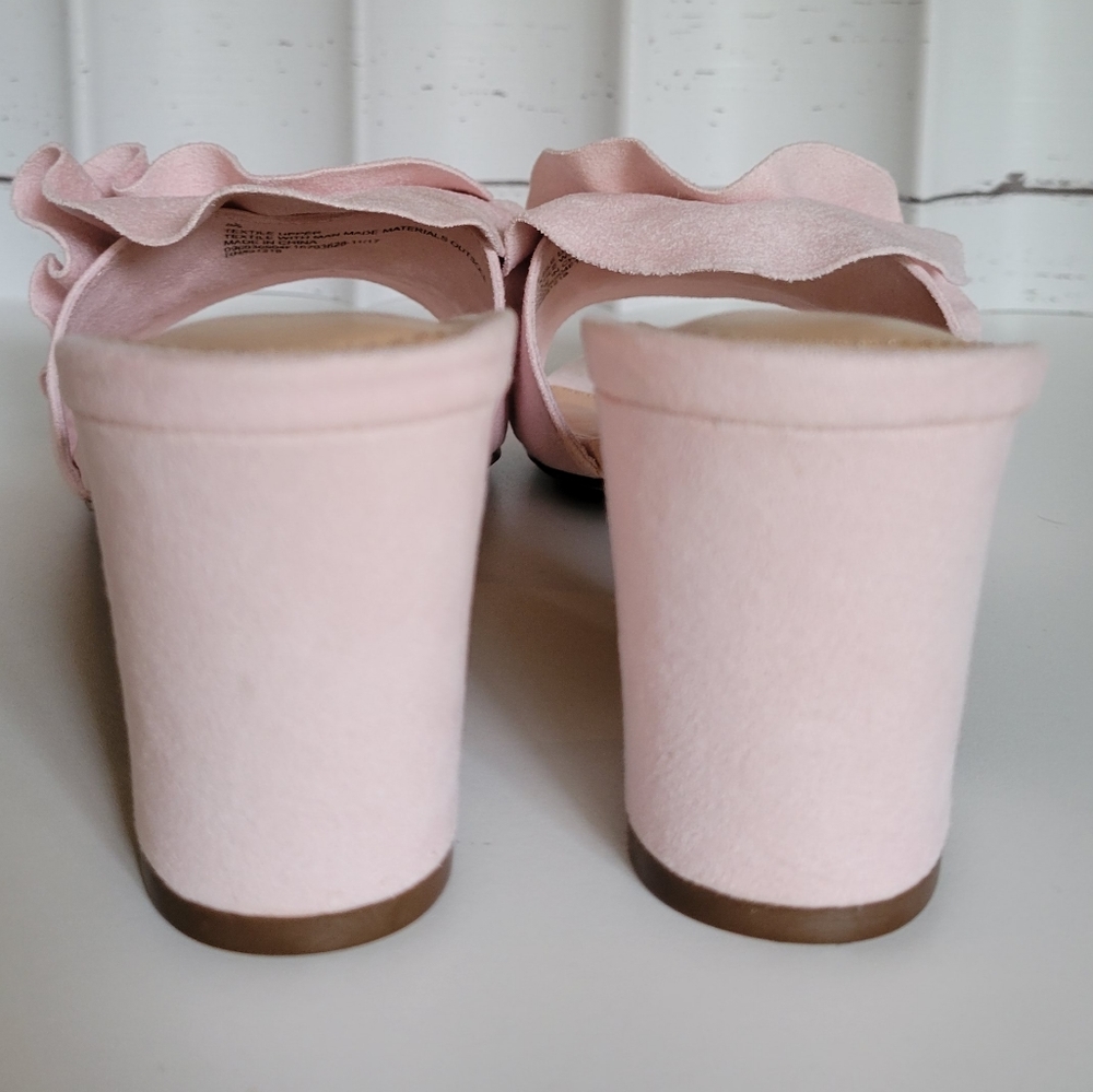 Who What Wear, Zadie Ruffled Mule Heels Sandals in Light Pink Vegan Size… - Picture 4 of 7